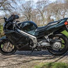 Honda vfr 750 rc36 II