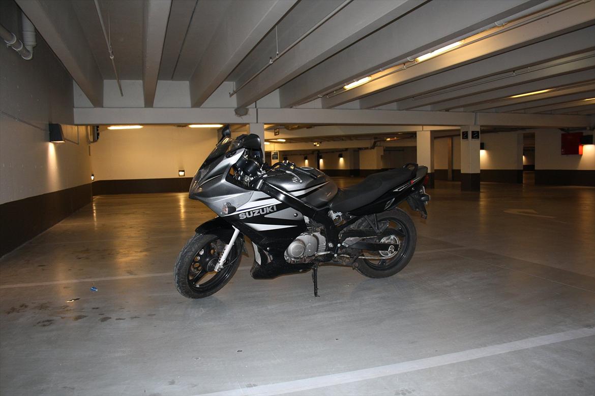 Suzuki GS 500 F  -  SOLGT billede 2