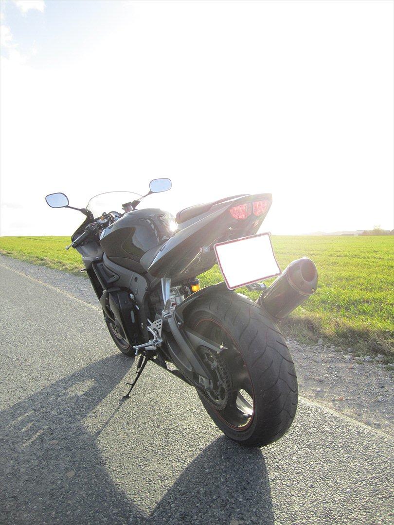 Yamaha R6 billede 5