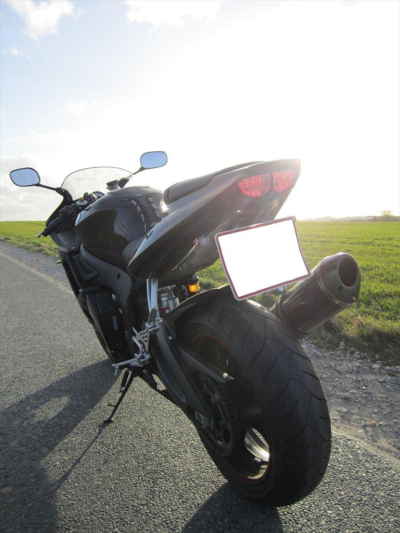 Yamaha R6 billede 13