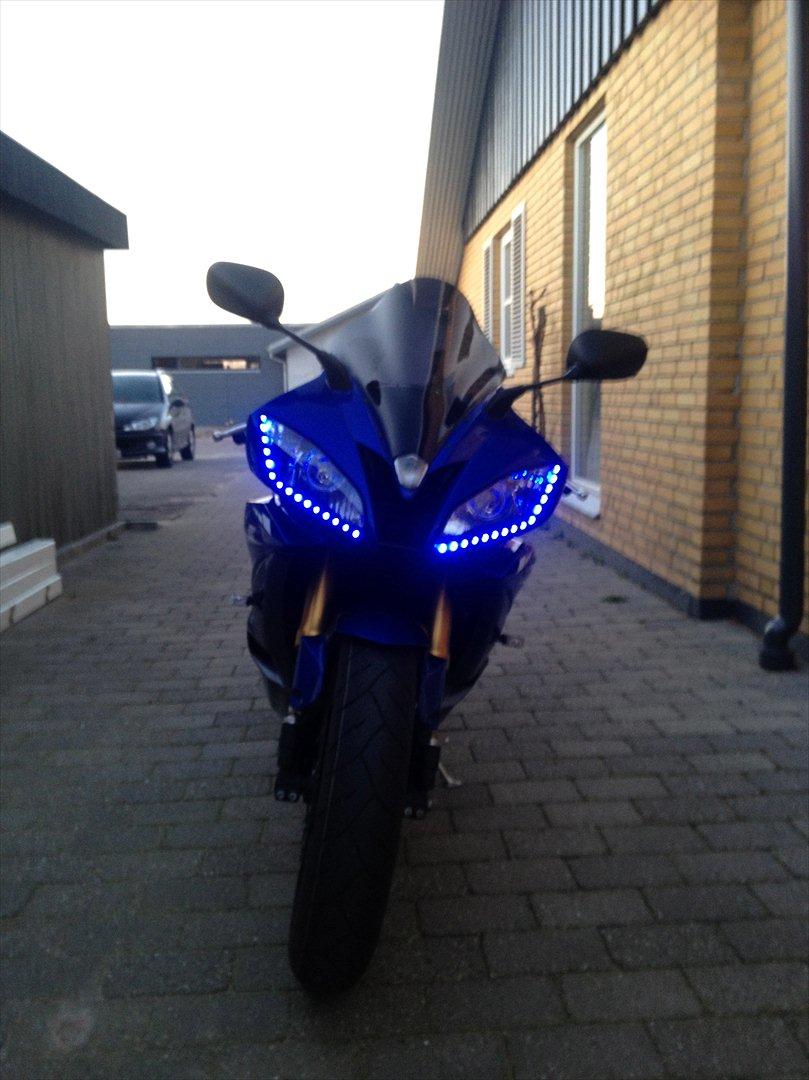 Yamaha YZF R6 billede 1