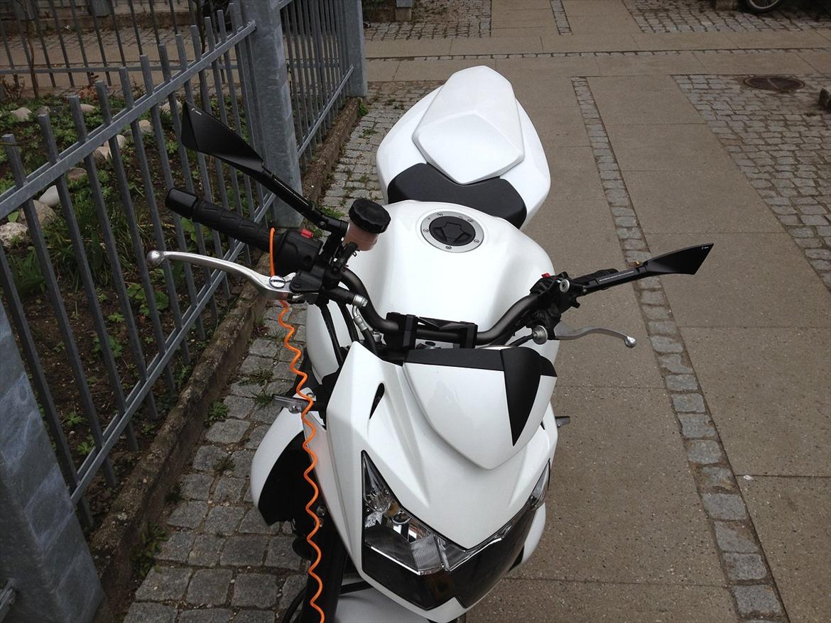 Kawasaki z750 ABS - Nye RIZOMA tomak spejle smidt på :) billede 8