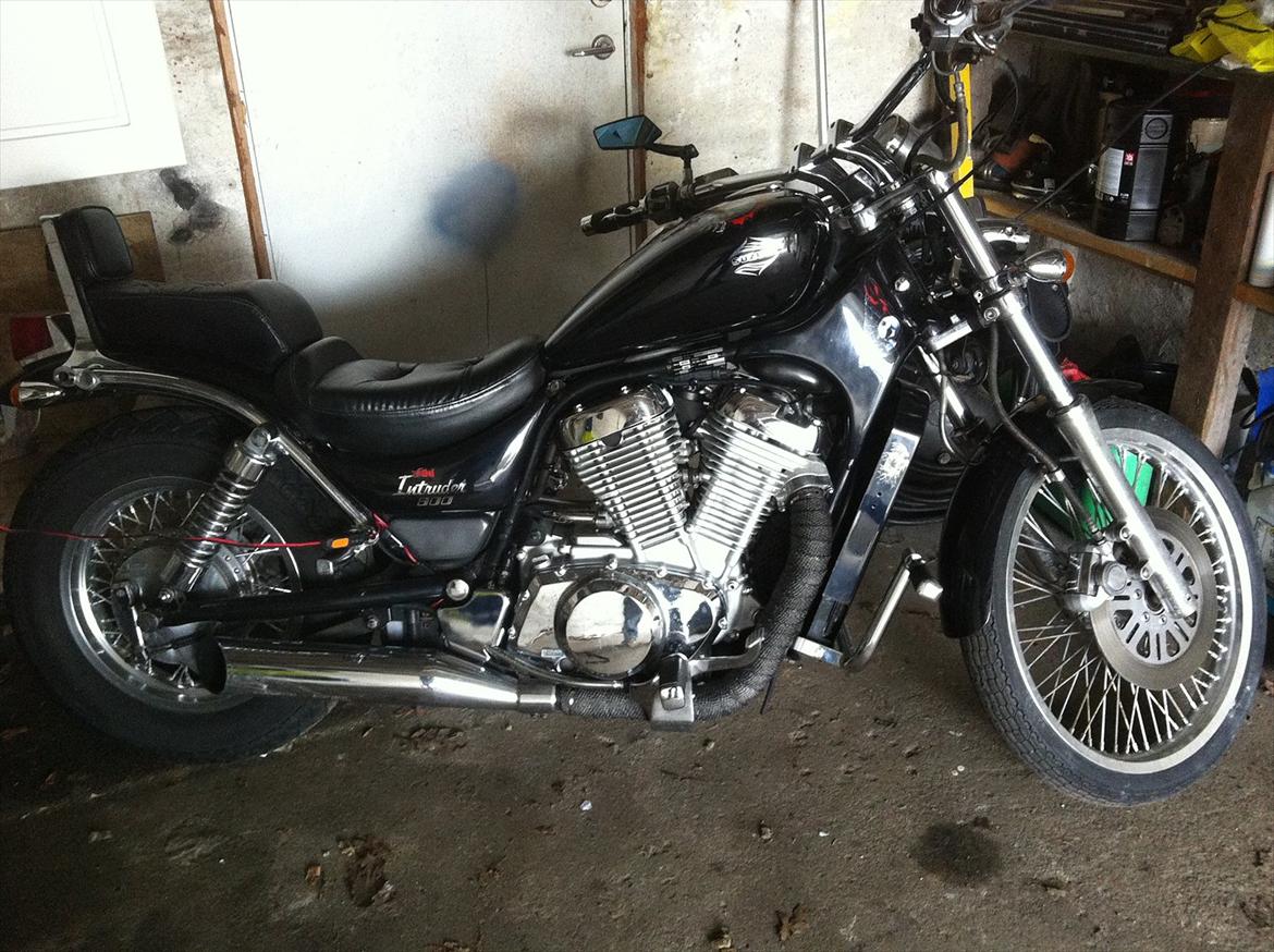 Suzuki intruder (solgt) billede 11