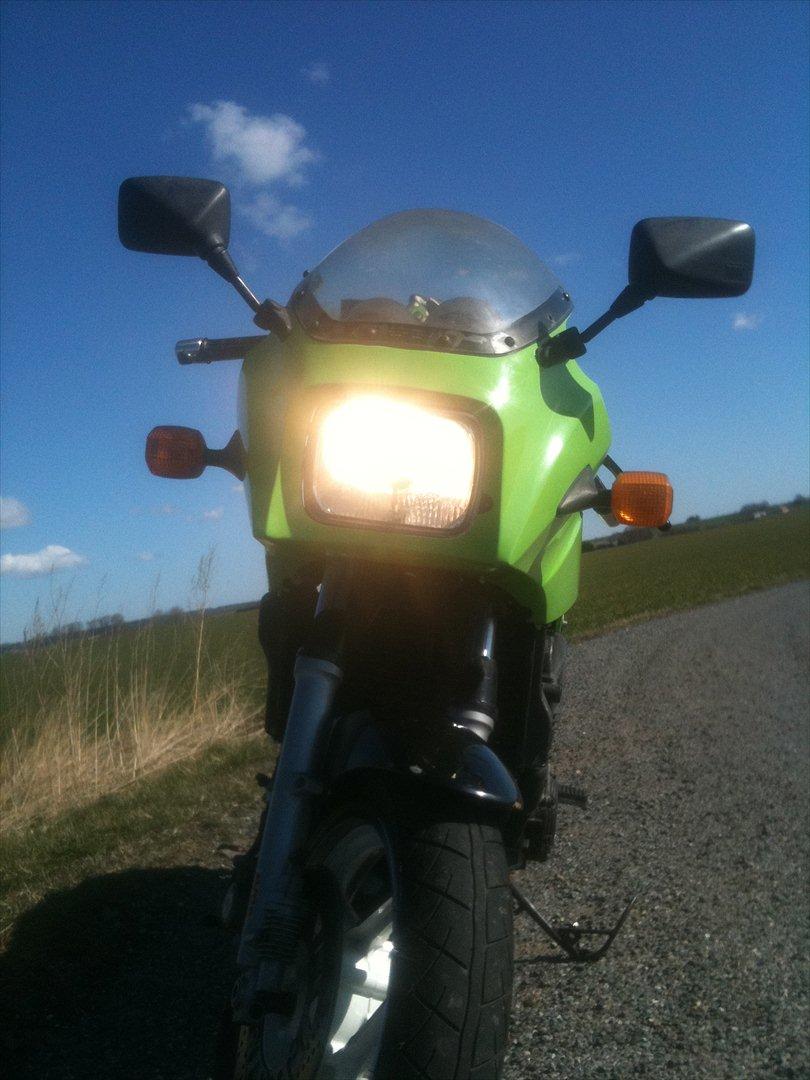 Kawasaki GPZ900R - set forfra "igen" billede 3