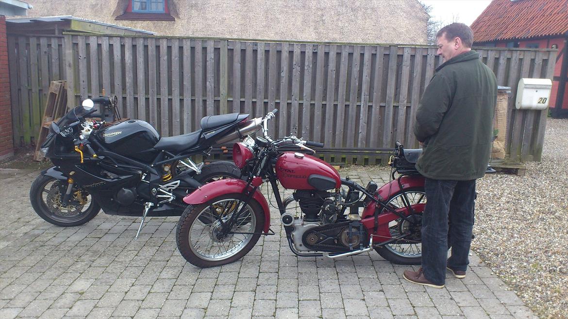 Royal Enfield C.O - Da jeg fik cyklen hjem billede 2