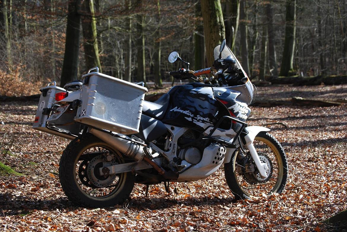 Honda Africa Twin XRV 750 billede 5