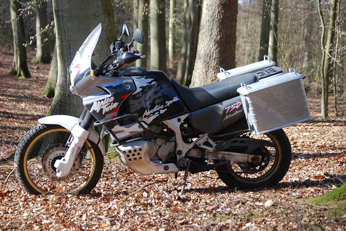 Honda Africa Twin XRV 750 billede 8