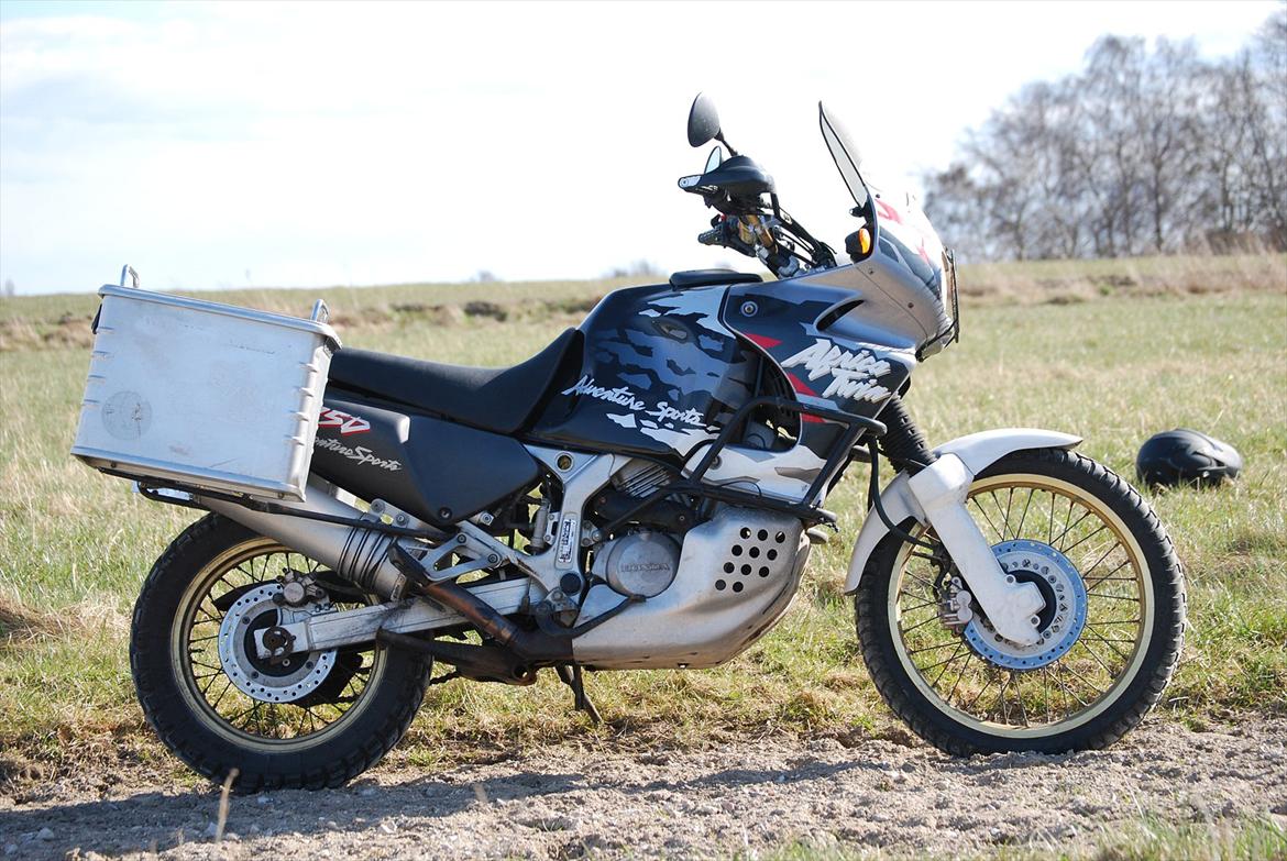 Honda Africa Twin XRV 750 billede 19
