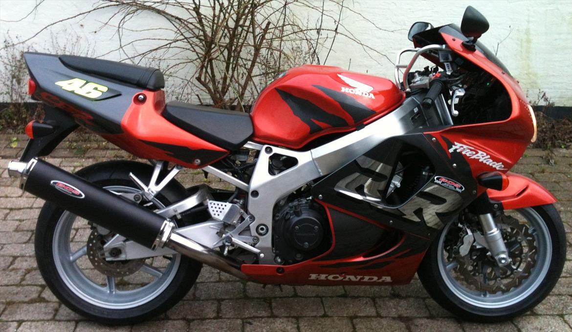 Honda CBR 900 RR billede 1