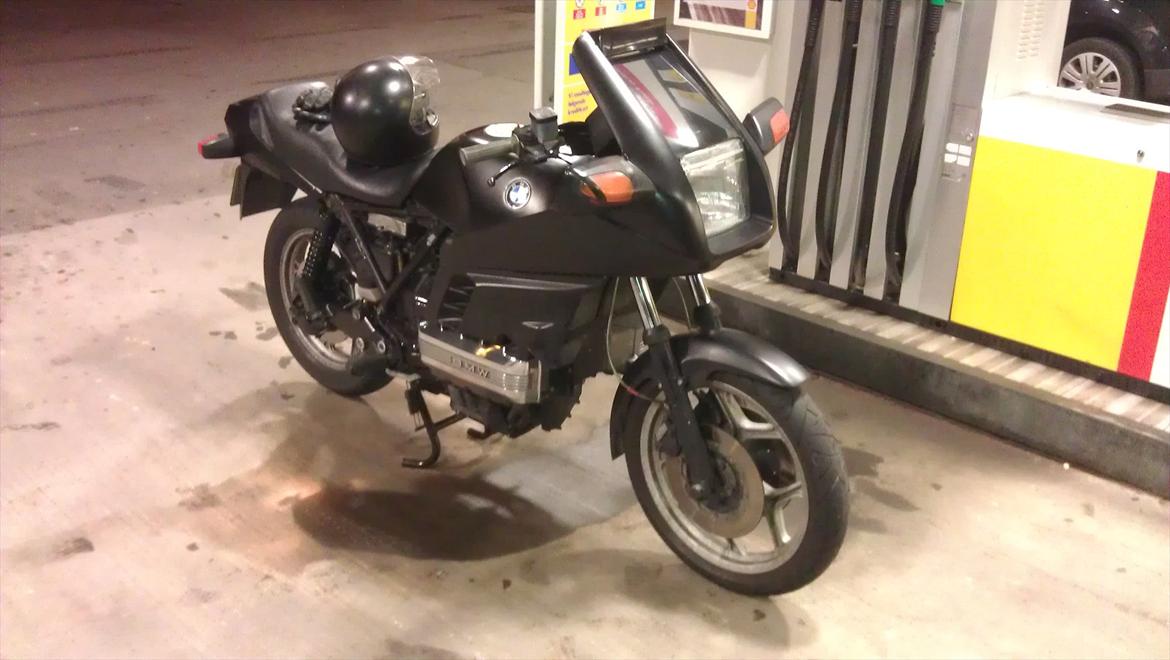 BMW k100rs - man bliver tørstig efter sådan en lang vinter billede 12