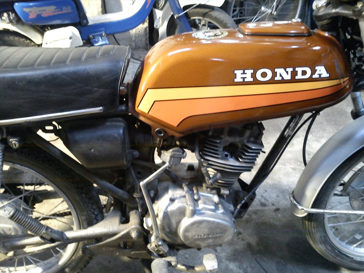 Honda CB 125 billede 3