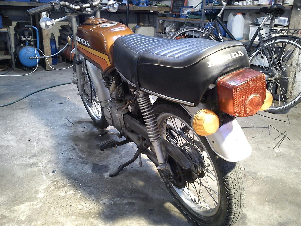 Honda CB 125 billede 5