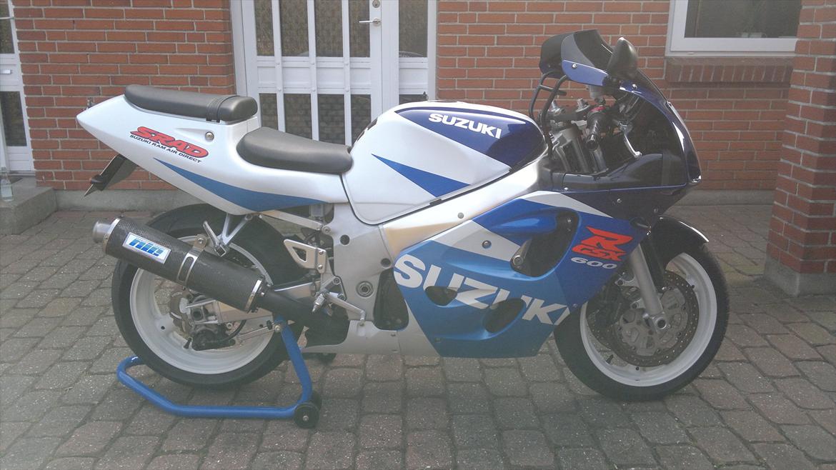 Suzuki GSX 600 R - Randers - - med bagsæde billede 7