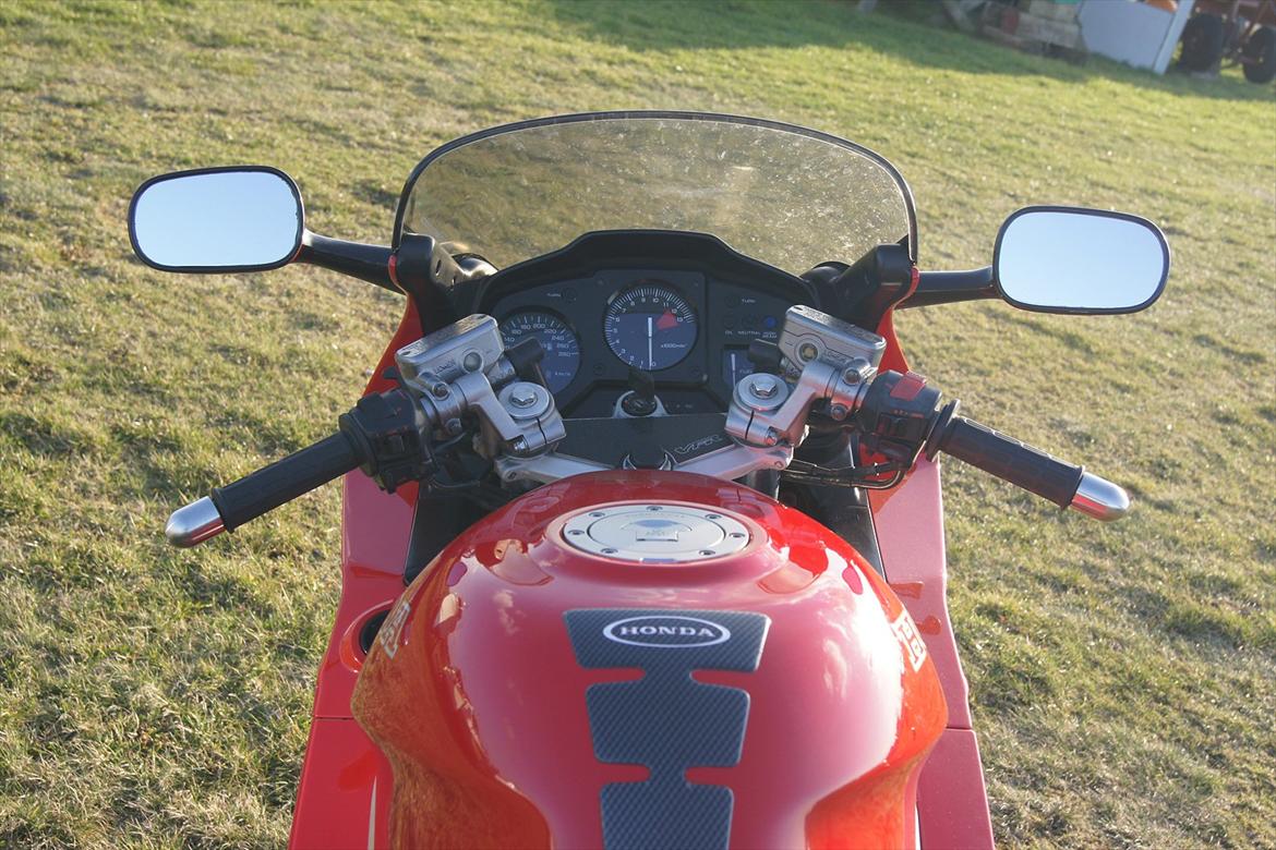 Honda VFR 750 RC36 *Solgt 2013* - Nye Styrender  i rustfri :) billede 10
