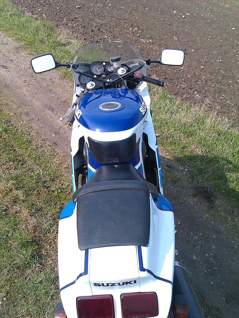 Suzuki Gsx R400 billede 7