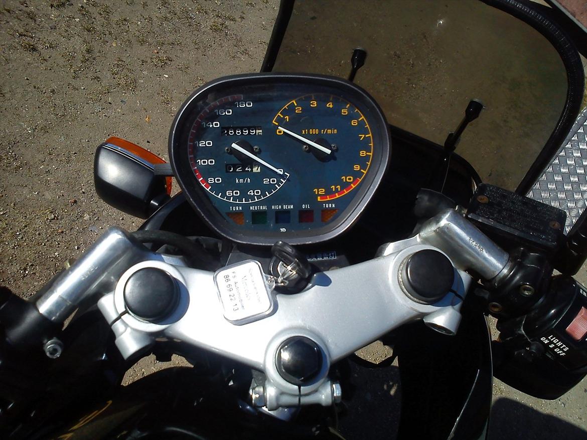 Suzuki gsx 750 s Katana billede 2