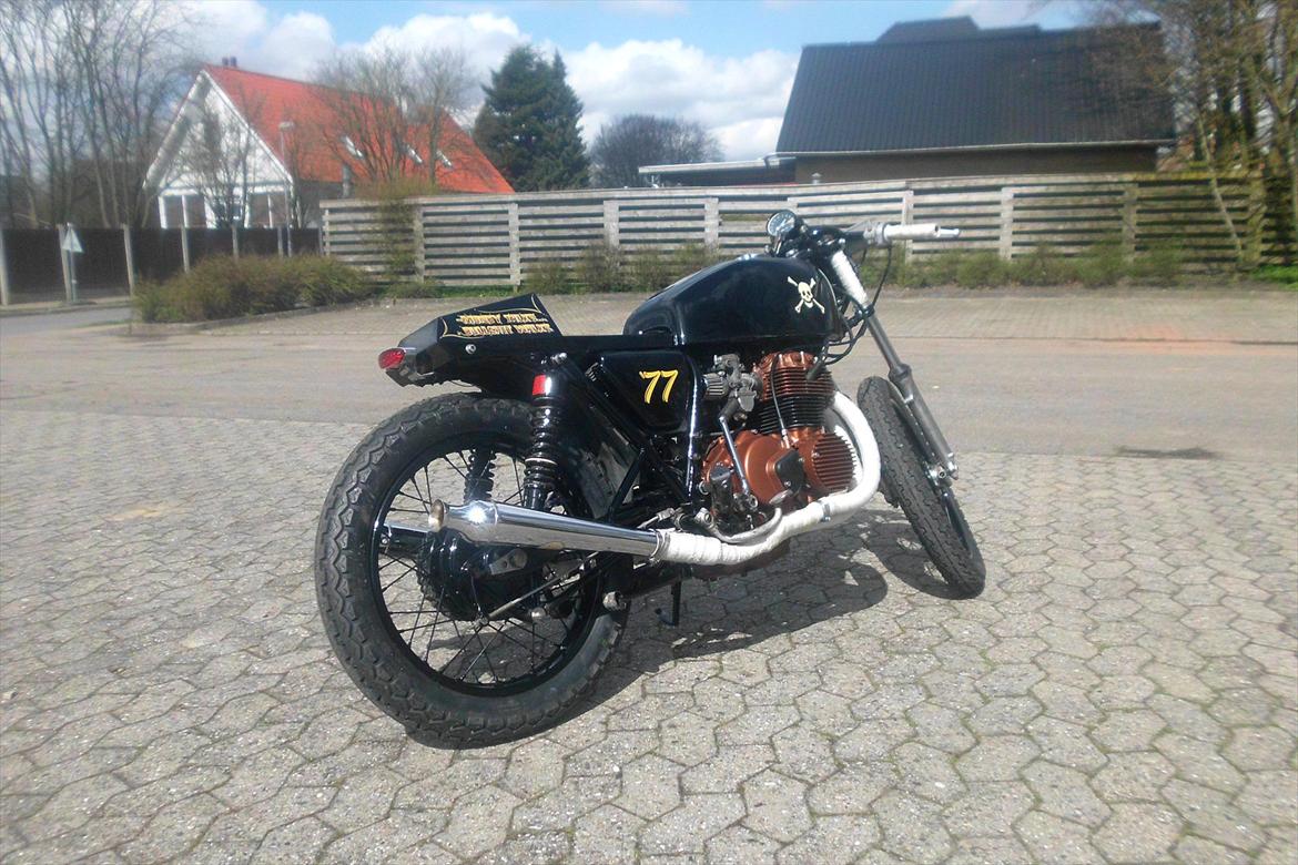 Honda CB400F supersport billede 1