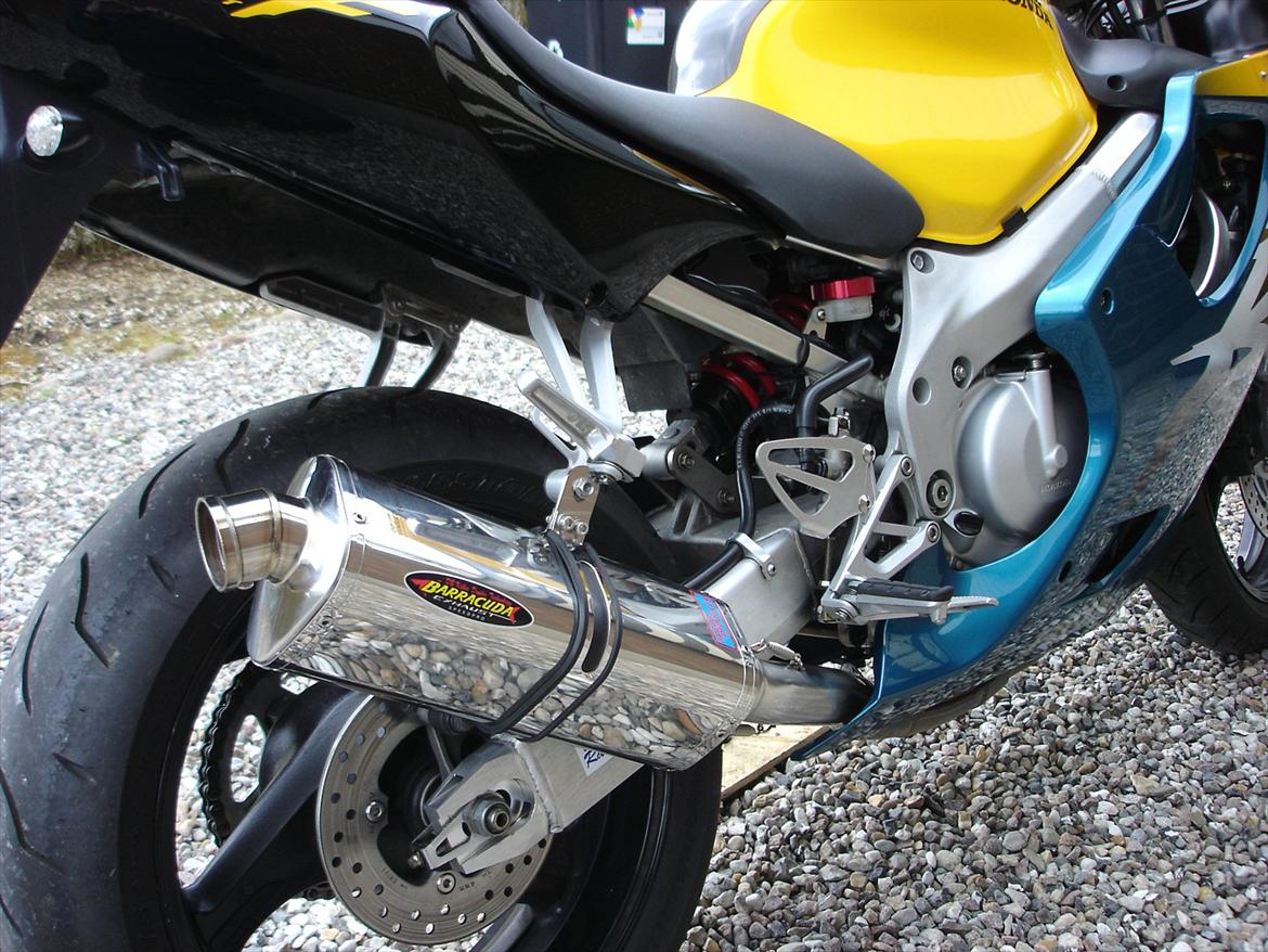 Honda CBR 600F4 billede 7
