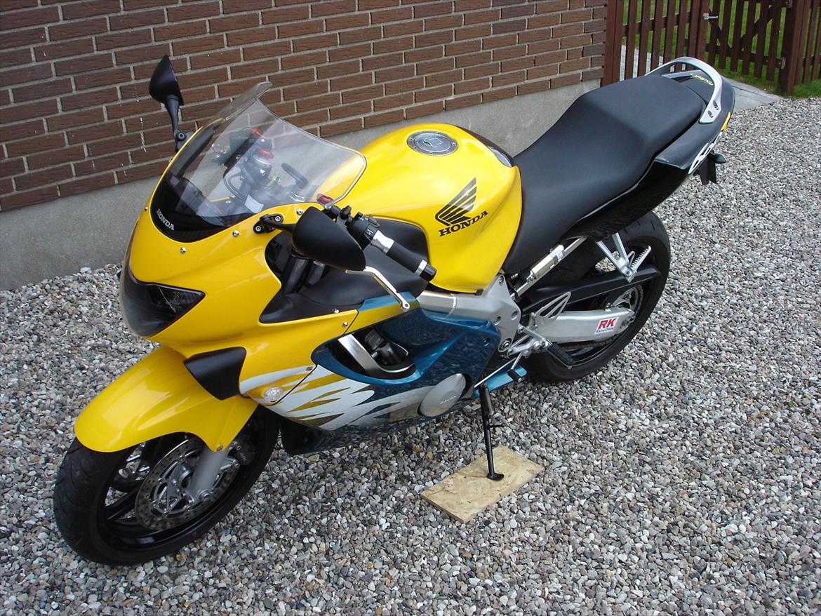 Honda CBR 600F4 billede 10