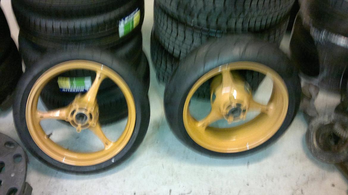 Suzuki GSXR 1000( TOTALSKADET) billede 2