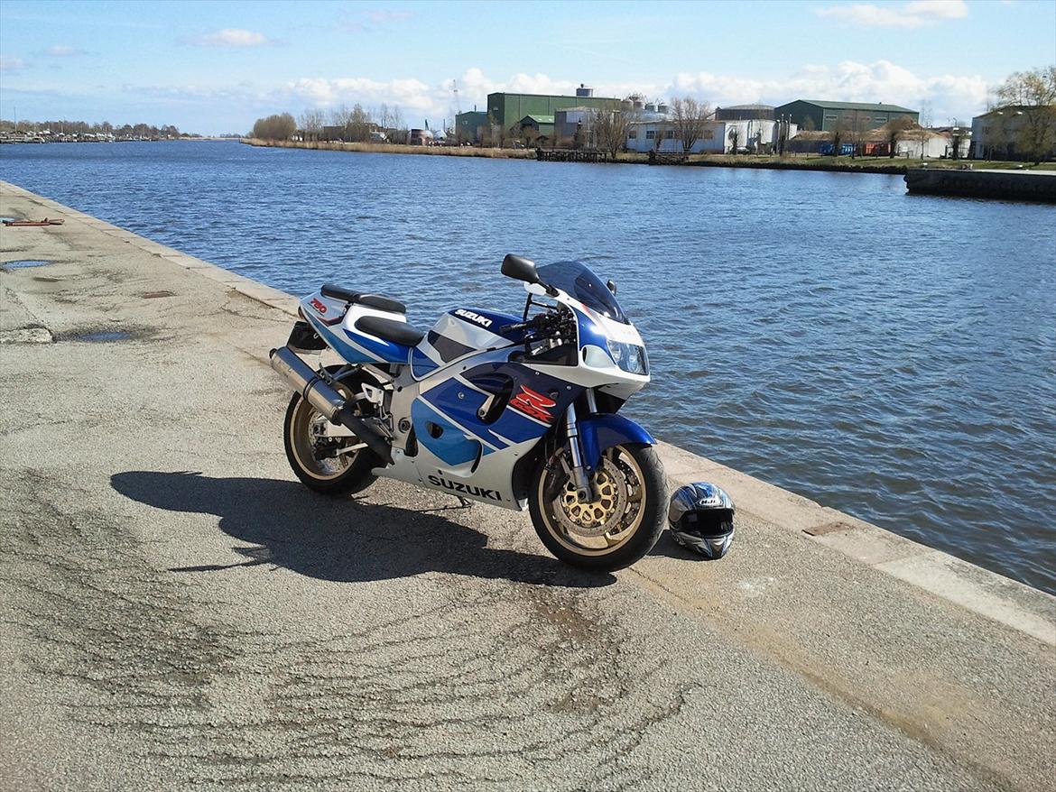 Suzuki GSX-R 750 SRAD - "Den 15.04.2012" billede 10