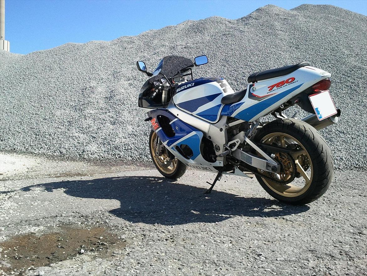 Suzuki GSX-R 750 SRAD - "Den 15.04.2012" billede 13