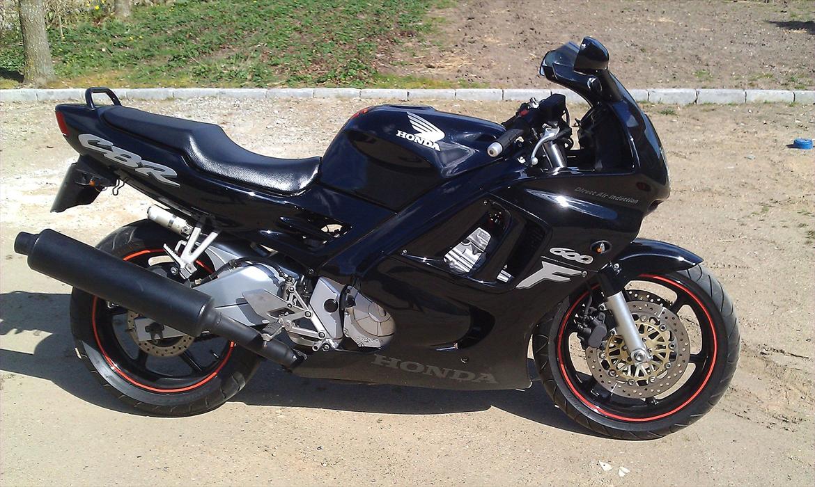 Honda CBR 600 F3 billede 4