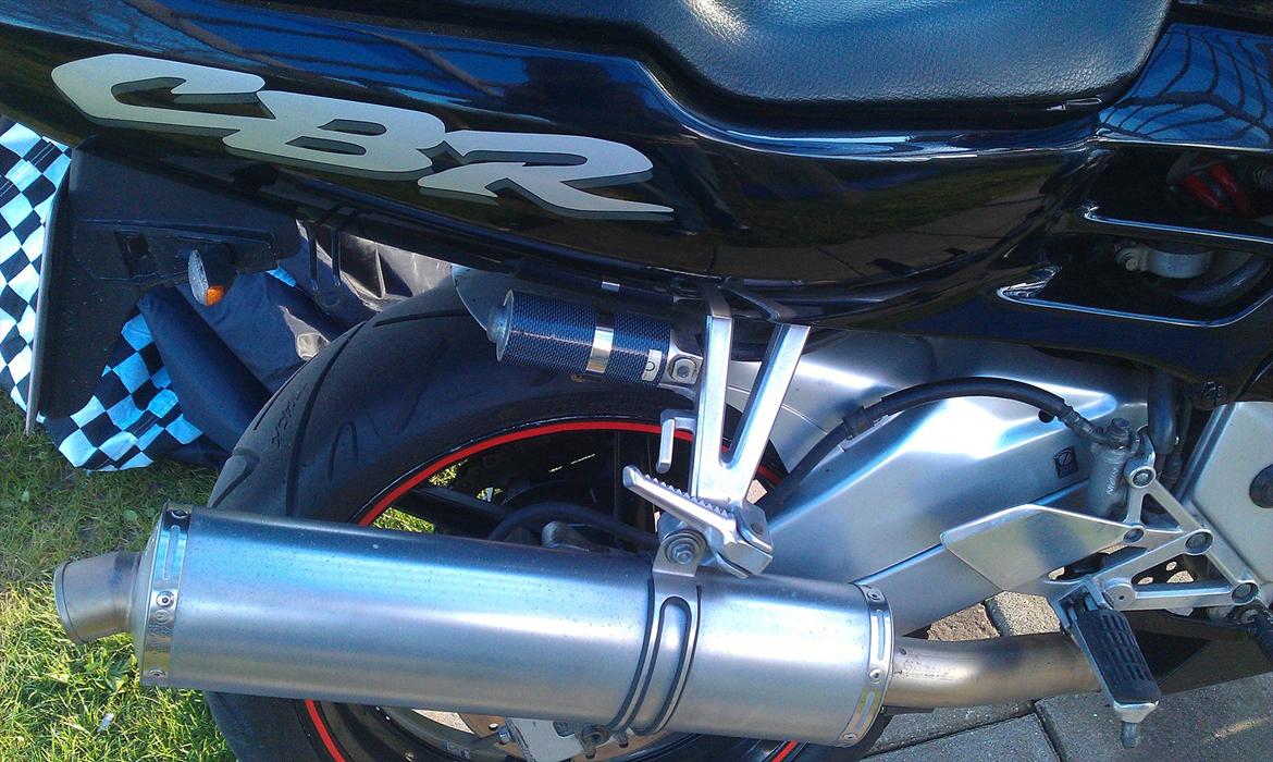 Honda CBR 600 F3 billede 15