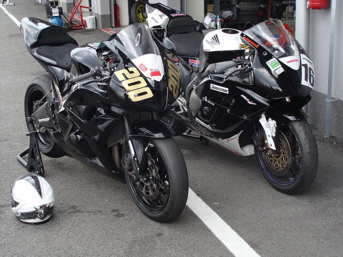 Honda CBR 1000 RR SC 57 billede 17