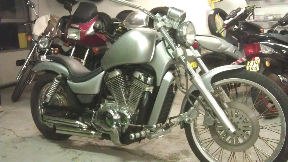 Suzuki Intruder billede 2