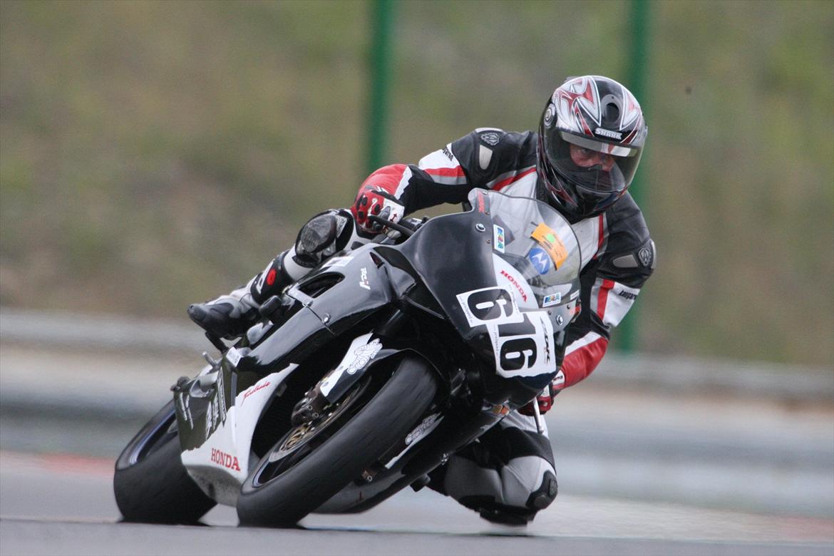 Honda CBR 1000 RR SC 57 - Trackday Brno 2011 billede 6