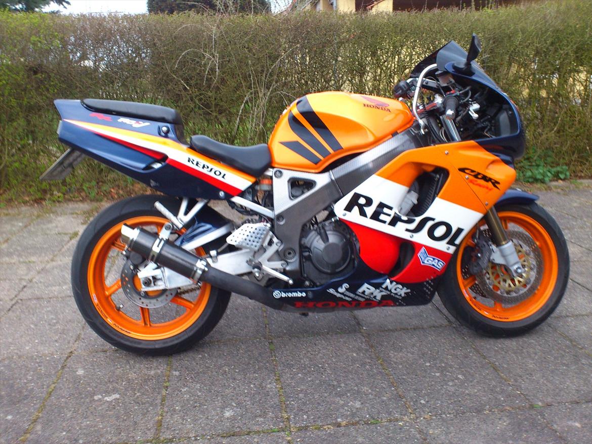 Honda CBR 900RR Fireblade billede 1