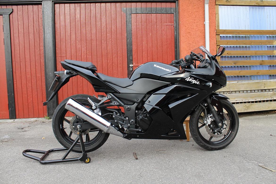 Kawasaki Ninja 250 billede 1