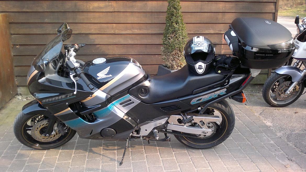 Honda CBR 1000 F ( Solgt ) billede 1