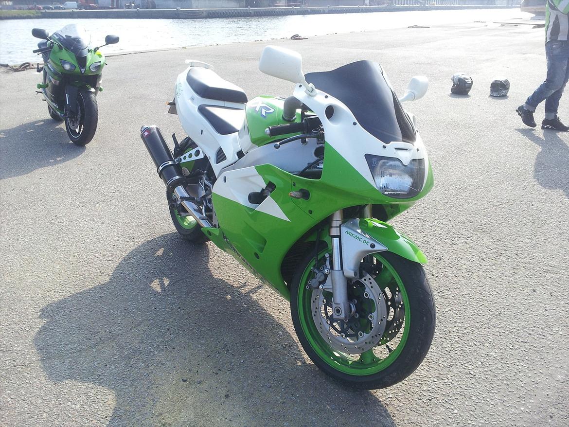 Kawasaki Ninja ZXR 400 billede 5