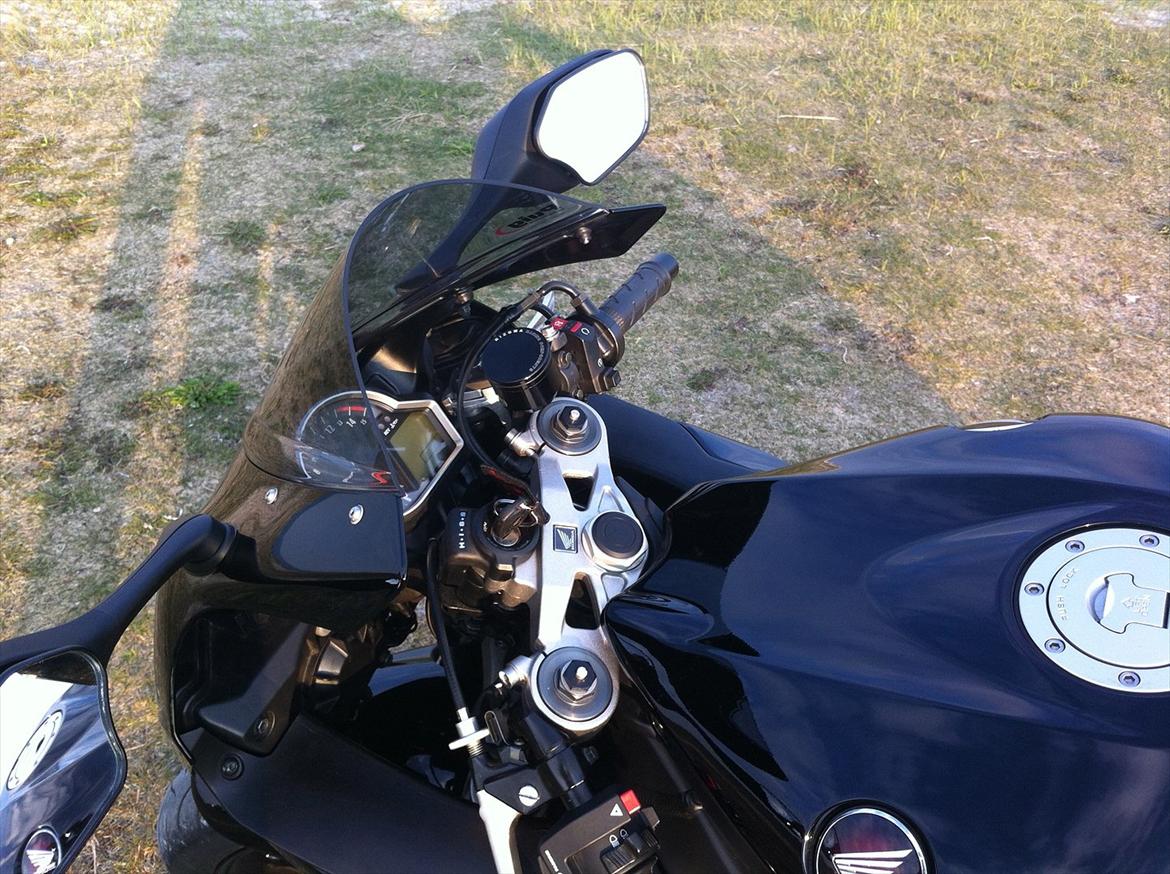 Honda CBR 1000rr Fireblade billede 3