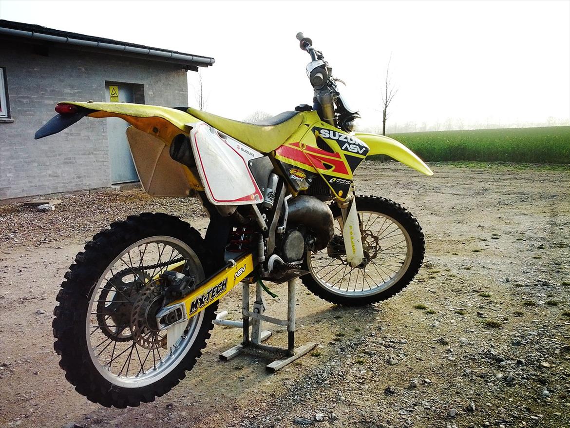 Suzuki 125 RM (Enduro modificeret) billede 1