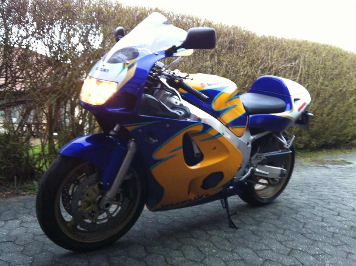 Suzuki GSX-R 600 "Solgt" billede 5