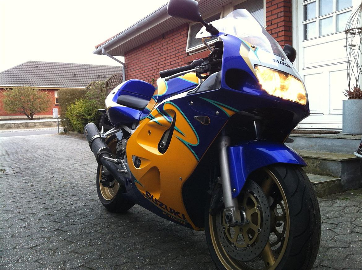Suzuki GSX-R 600 "Solgt" billede 6
