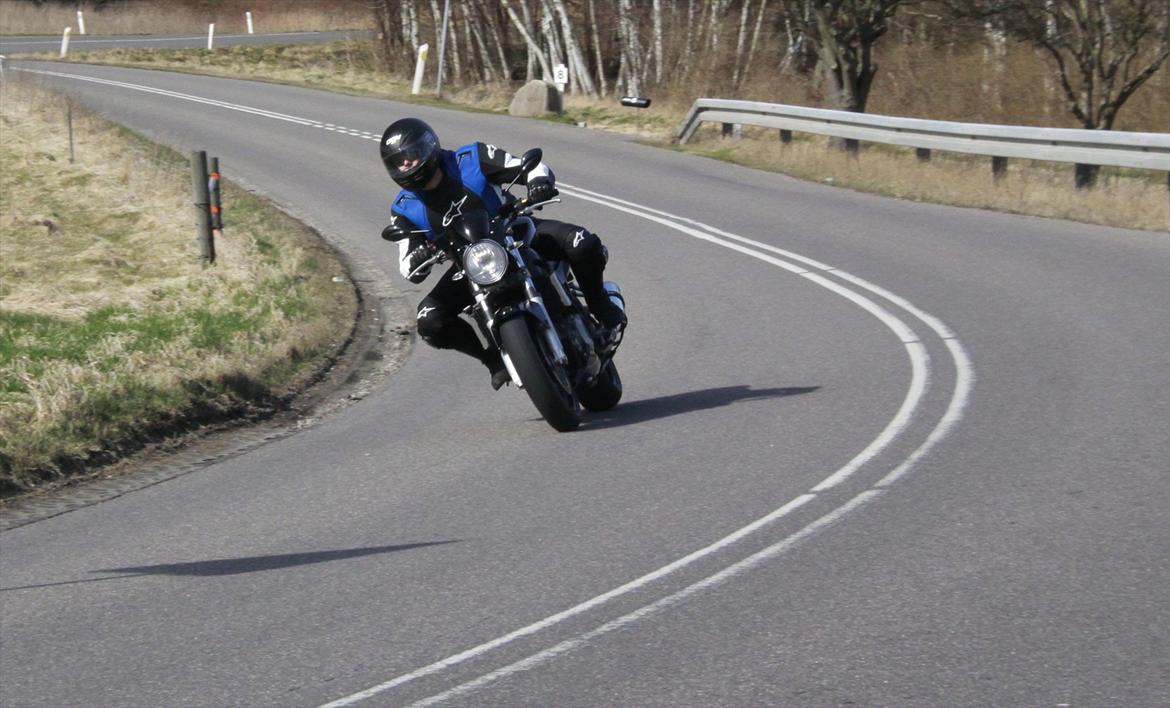 Suzuki SV1000N - På svingtur et sted omkring Ganløse og Måløv billede 8