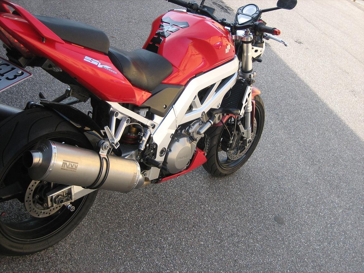 Suzuki sv1000N # solgt # billede 1