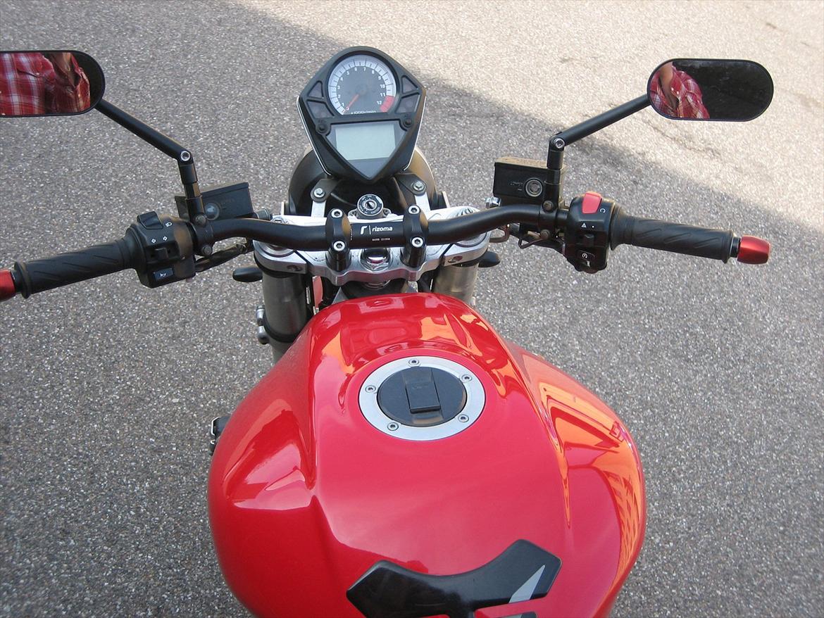 Suzuki sv1000N # solgt # billede 5