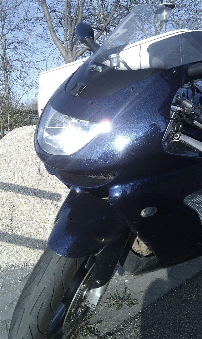 Kawasaki ZX9R billede 6