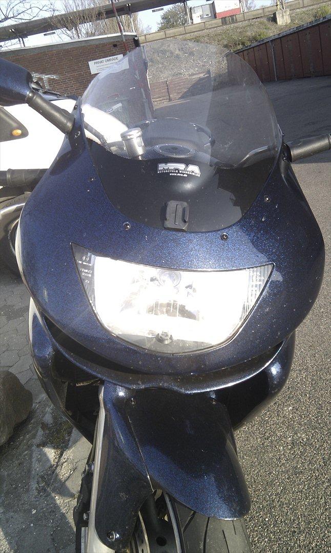 Kawasaki ZX9R billede 9