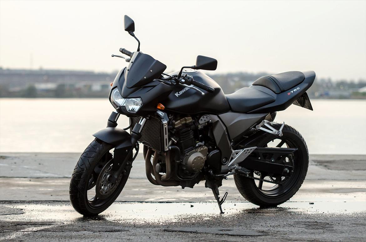 Kawasaki z 750 - Så er kawa'n endelig blevet malet og tilbage i stand. billede 2