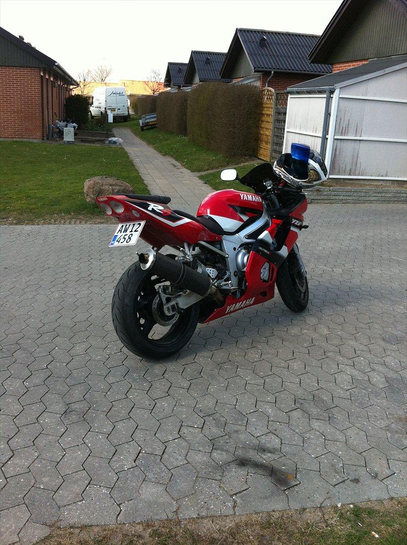 Yamaha YZF R6 billede 4