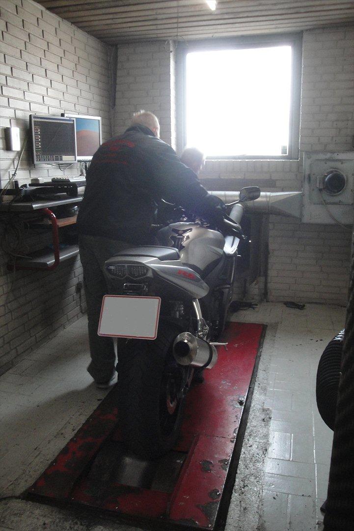 Yamaha YZF R6 -solgt- - på rullen hos rydbergs mc 29-4-2012 billede 18