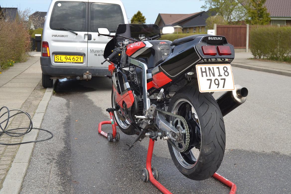 Suzuki Gsxr 400 billede 7