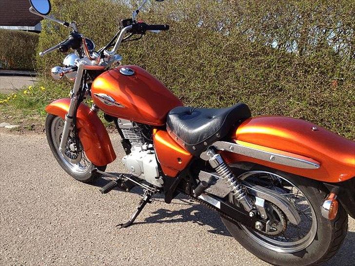Suzuki Marauder GZ125 billede 4