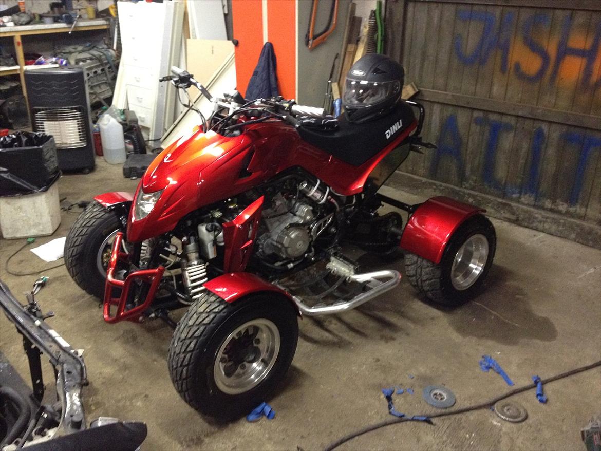 Dinli 901 "streetfighter" ON-ROAD billede 4